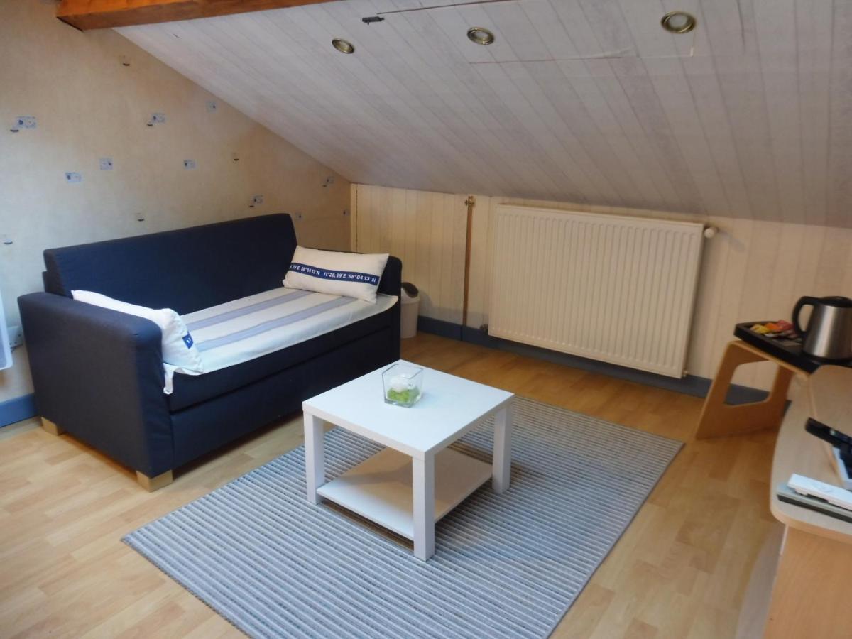 Bed and Breakfast Les Aubretias Fénay Esterno foto